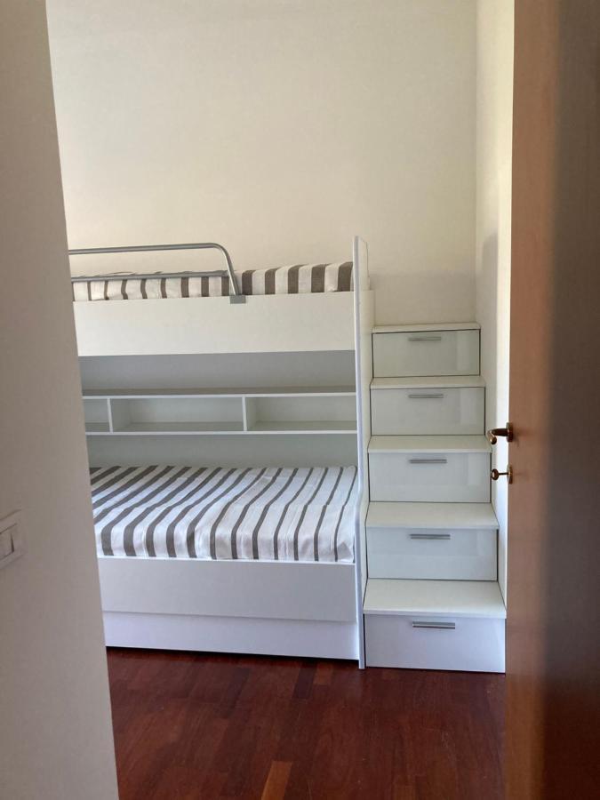 Large Well-Equipped Appartement Near Como Lake Лекко Экстерьер фото