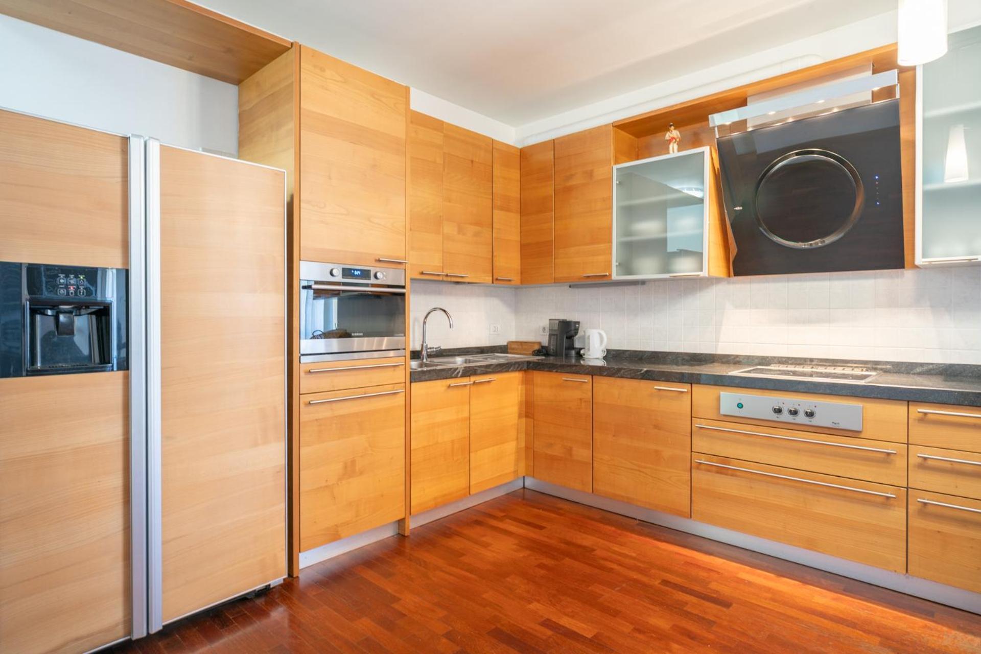 Large Well-Equipped Appartement Near Como Lake Лекко Экстерьер фото